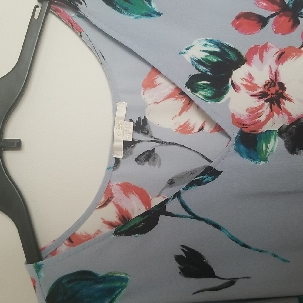 C & E womens open shoulder short sleeve flutter blouse - Picture 3 of 5